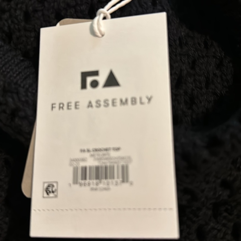 Sweater - Picture 4 of 4
